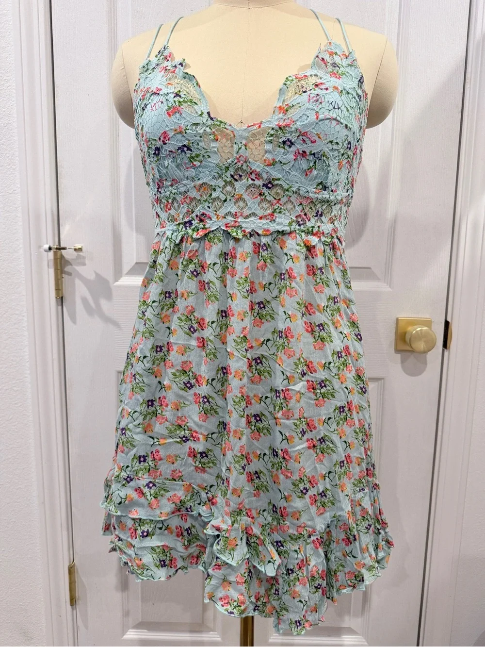 BNWOT Free People Pale Blue Floral Lace-Trim Asymmetrical Cross Back Dress - XL - Picture 5 of 15